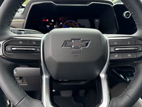 New 2026 Chevrolet Colorado ZR2 w/ Technology Package AWD/4WD image 23