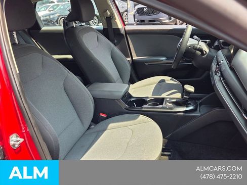 Used 2025 Kia K4 FWD image 16