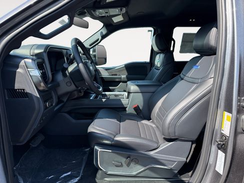 New 2026 Ford F250 Platinum AWD/4WD image 10