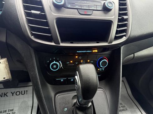 Used 2022 Ford Transit Connect XL FWD image 23