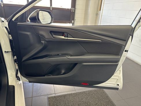 Certified 2025 Toyota Camry LE w/ Convenience Package image 49