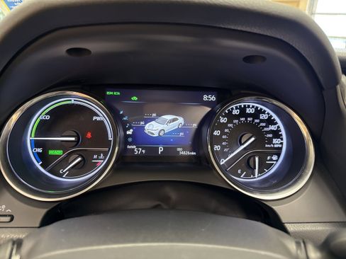 Used 2020 Toyota Camry XLE image 37