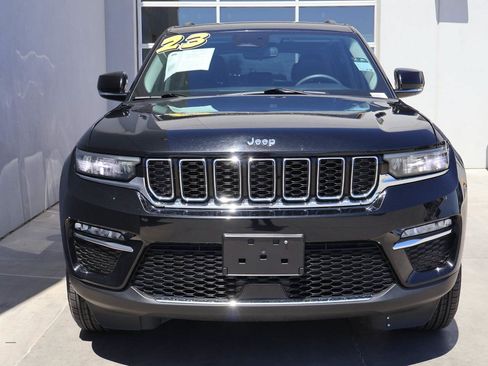 Used 2023 Jeep Grand Cherokee Limited AWD/4WD image 5