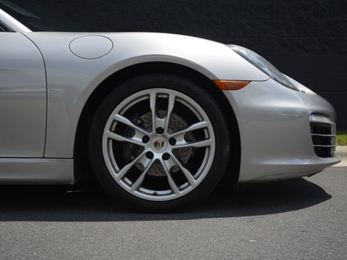 Used 2013 Porsche Boxster RWD image 11