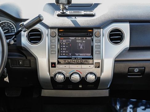 Used 2016 Toyota Tundra SR5 image 11