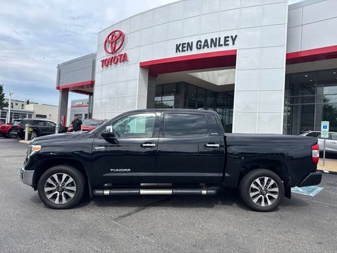Used 2020 Toyota Tundra Limited w/ Limited Premium Package AWD/4WD image 2