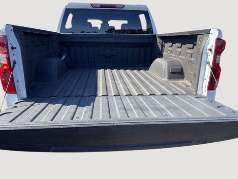 Used 2022 Chevrolet Silverado 1500 W/T w/ WT Value Package image 20