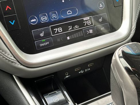 Used 2021 Subaru Outback Premium w/ Popular Package #1 image 32