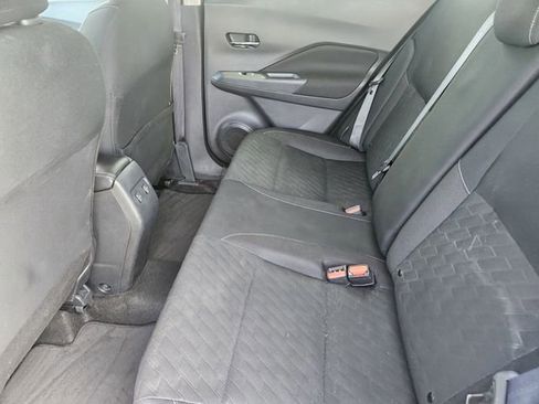 Used 2024 Nissan Kicks SV image 30