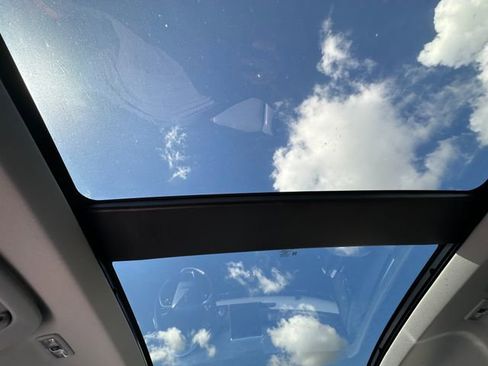 Used 2022 Lincoln Corsair Grand Touring image 21