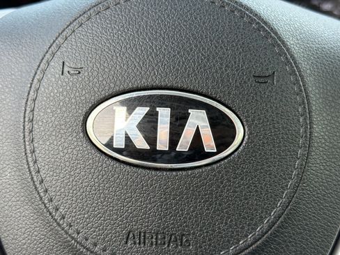 Used 2019 Kia Sorento FWD V6 image 22