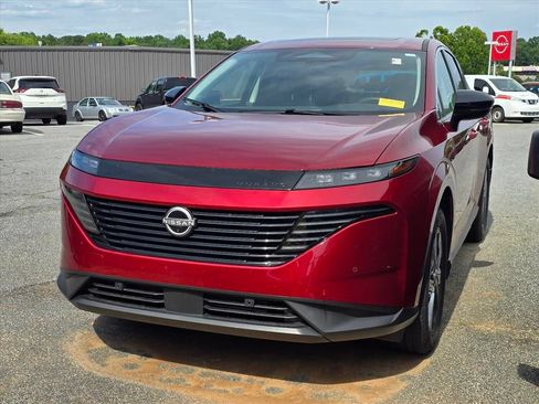 Used 2025 Nissan Murano SL AWD/4WD image 2