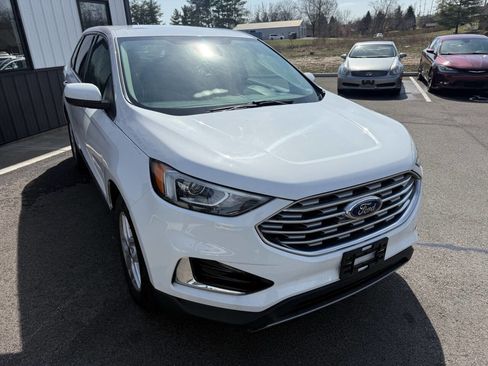 Used 2022 Ford Edge SEL image 4