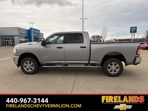 Used 2024 RAM 2500 Big Horn w/ Bed Utility Group image 8