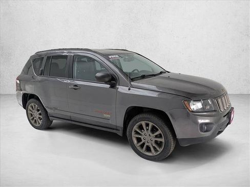 Used 2017 Jeep Compass 75th Anniversary w/ Power Value Group AWD/4WD image 3