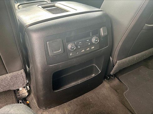 Used 2017 GMC Yukon XL Denali w/ Open Road Package RWD image 21