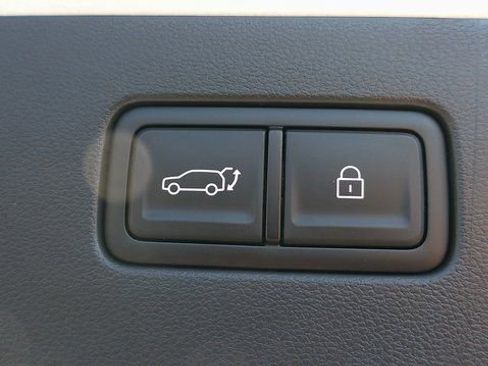 New 2026 Hyundai Ioniq 9 SE AWD/4WD image 22