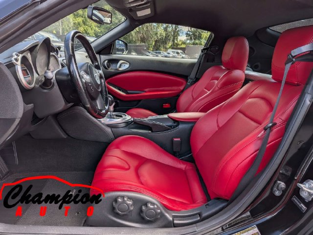 Used 2020 Nissan 370Z Coupe RWD image 17