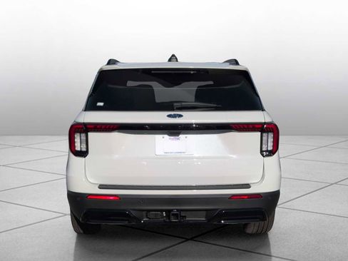 New 2026 Ford Explorer ST-Line RWD image 4