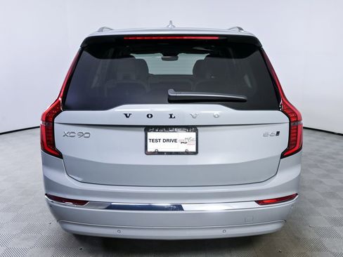 Used 2026 Volvo XC90 B6 Ultra w/ Protection Package AWD/4WD image 32