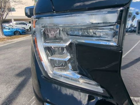 Used 2020 GMC Sierra 1500 SLT w/ SLT Premium Plus Package image 10