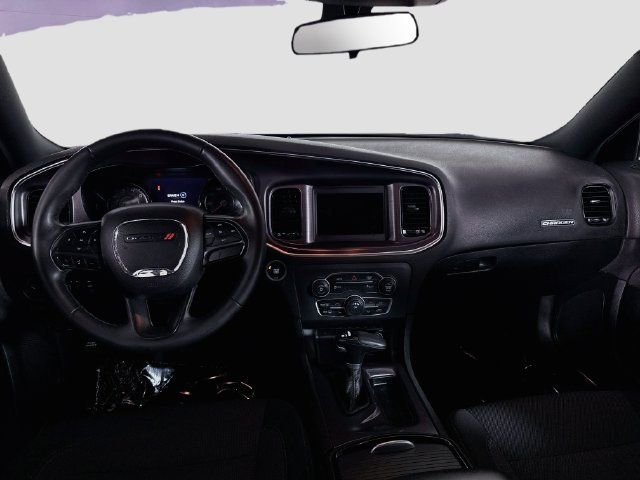 Used 2018 Dodge Charger SXT w/ Blacktop Package RWD image 16