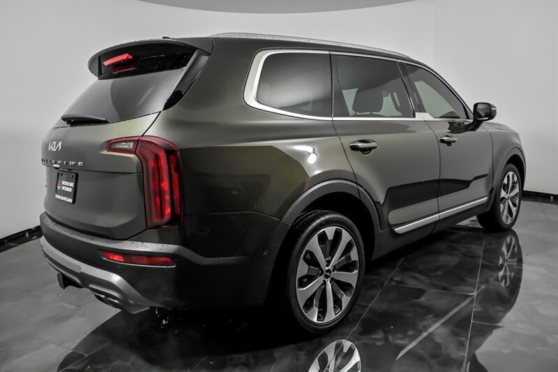 Used 2022 Kia Telluride S AWD/4WD image 8
