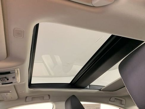 Certified 2025 Lexus ES 350 w/ Accessory Package (Z2) FWD image 28