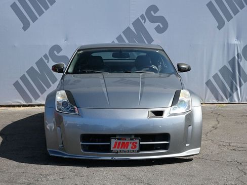 Used 2006 Nissan 350Z Enthusiast w/ (N93) Cargo Convenience Pkg RWD image 2