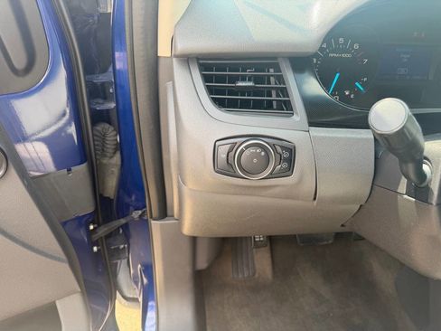 Used 2013 Ford Edge SE image 11