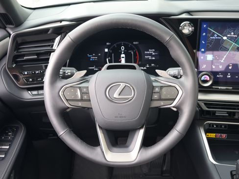 Certified 2026 Lexus TX 350 AWD w/ Technology Package image 18