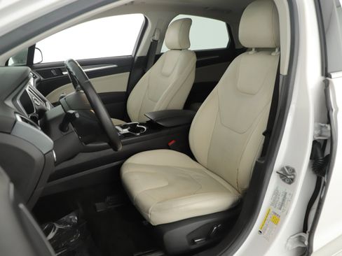 Used 2016 Ford Fusion Titanium image 14