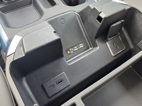 New 2026 GMC Sierra 1500 SLT w/ SLT Premium Plus Package image 33