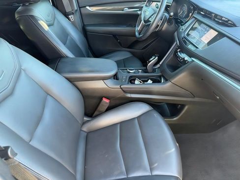 Used 2022 Cadillac XT5 Sportv w/ Technology Package AWD/4WD image 11
