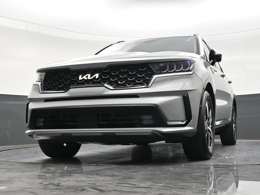 Used 2023 Kia Sorento EX w/ Panoramic Sunroof Package FWD image 28