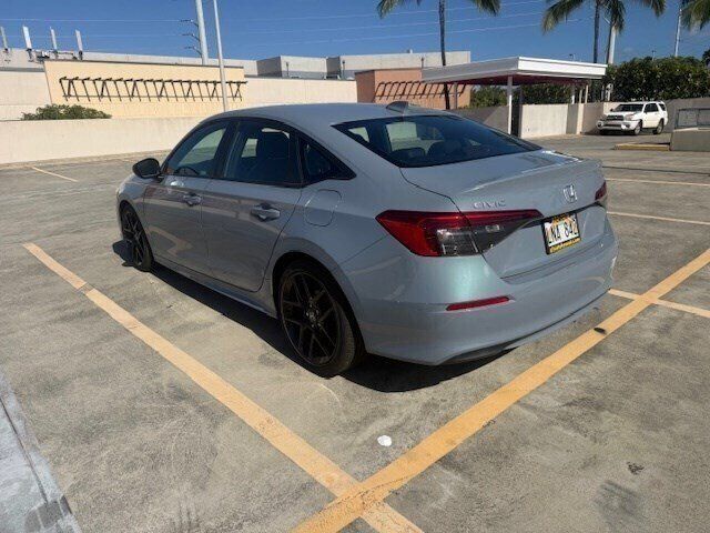 Used 2023 Honda Civic Sport image 5
