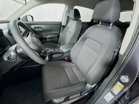 Certified 2025 Honda HR-V LX image 11