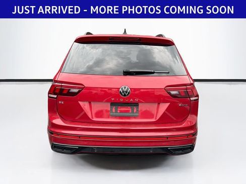 Used 2024 Volkswagen Tiguan SE R-Line AWD/4WD image 7