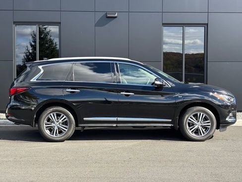 Used 2019 INFINITI QX60 Luxe w/ Essential Package image 37