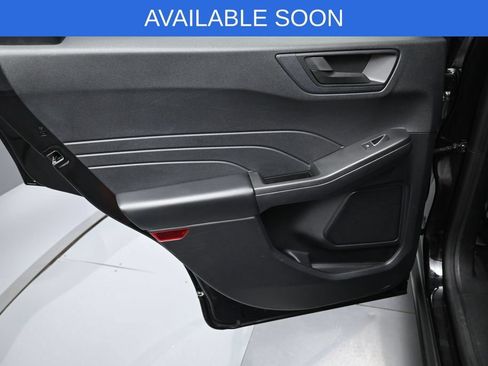 Used 2022 Ford Escape SE w/ SE Sport Appearance Package AWD/4WD image 28