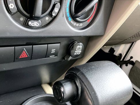 Used 2008 Jeep Wrangler X image 27