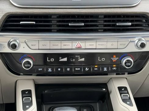 Used 2022 Kia Telluride EX w/ EX Premium Package FWD image 19
