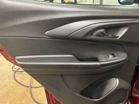 Used 2024 Chevrolet TrailBlazer LT image 21