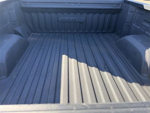 Used 2023 GMC Sierra 1500 AT4 w/ Technology Package image 27