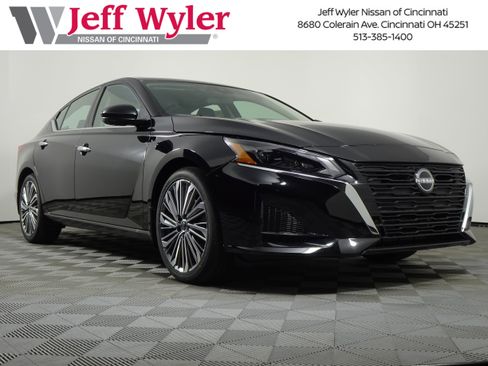 Certified 2025 Nissan Altima 2.5 SL image 1