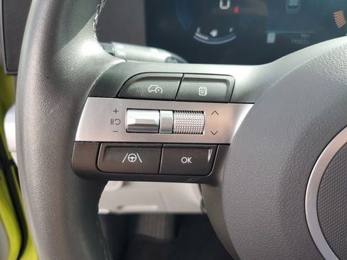 Used 2025 Hyundai Kona SEL FWD image 28