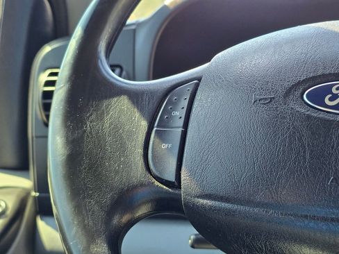 Used 2006 Ford F350 XLT image 34