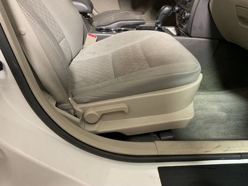 Used 2012 Ford Fusion SE FWD image 31