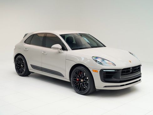 Used 2023 Porsche Macan GTS image 7