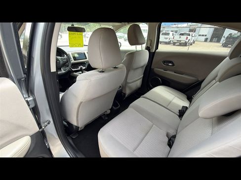 Used 2018 Honda HR-V EX image 21